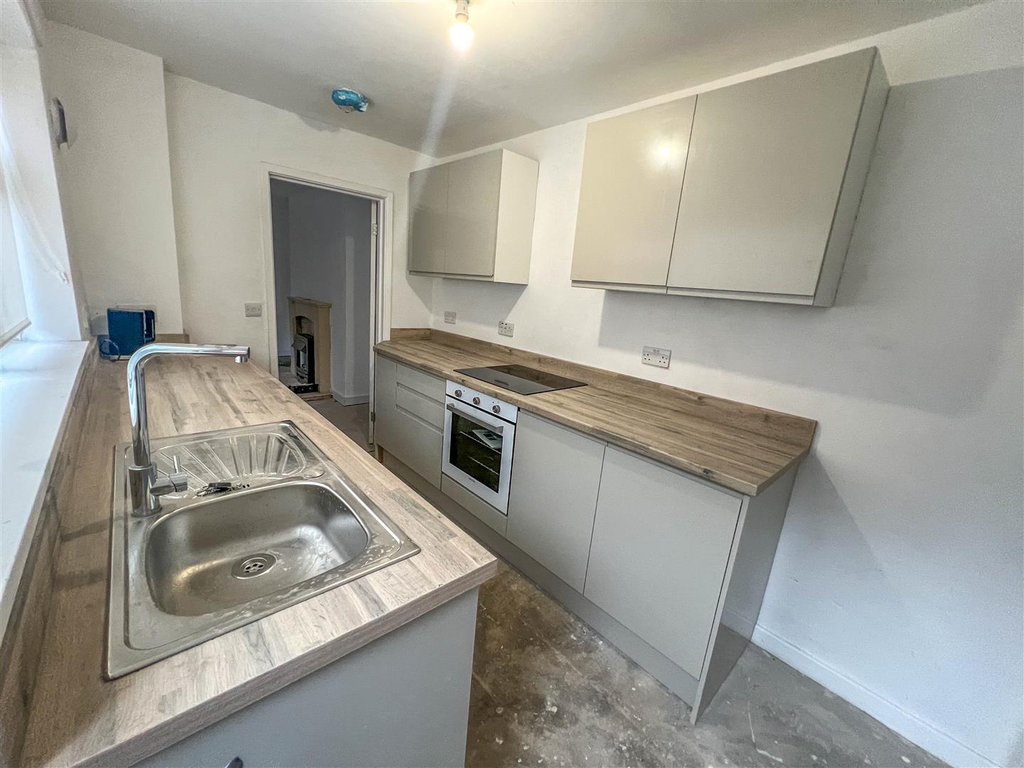 2 Bedroom Flat - Purpose Built